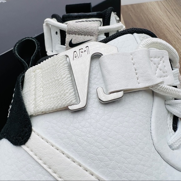 Nike Air Force 1 Hi UT 2.0 - Picture 6 of 6